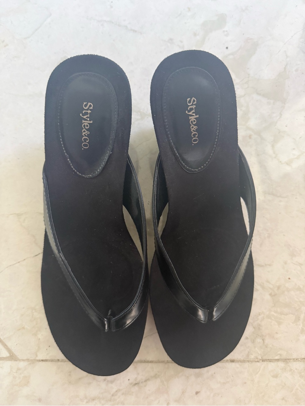 Style & Co. Black Women's Thong Sandals (Used) Size 6.5